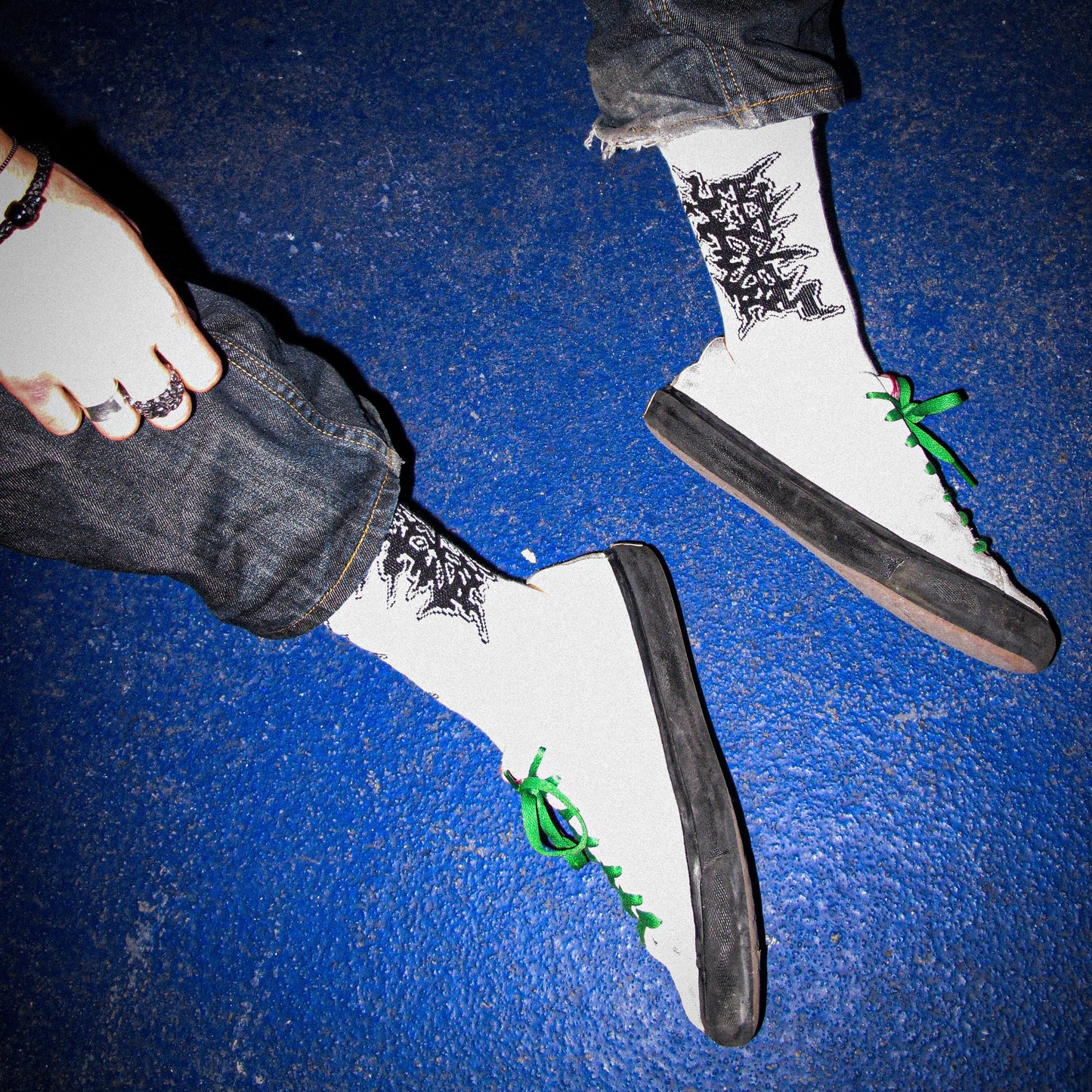 VERT LOGO SOCKS WHITE