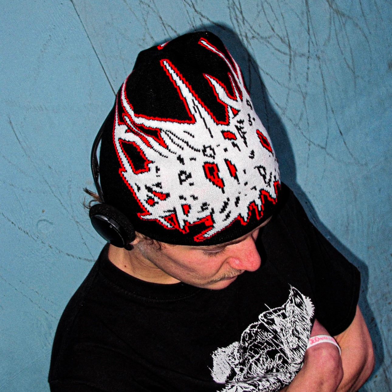 CURSE BEANIE 2-IN-1